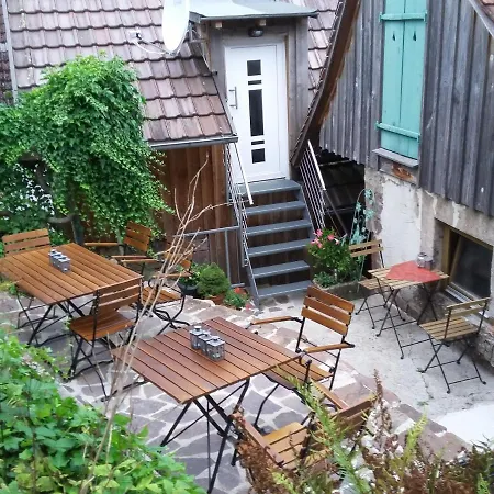 Meisterhaus Og *